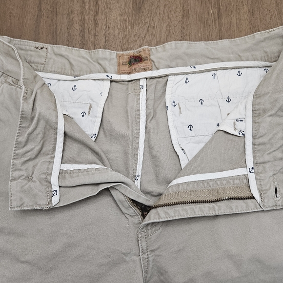 Boston Traders Men's Khaki Shorts (Size 38) - Picture 2 of 8